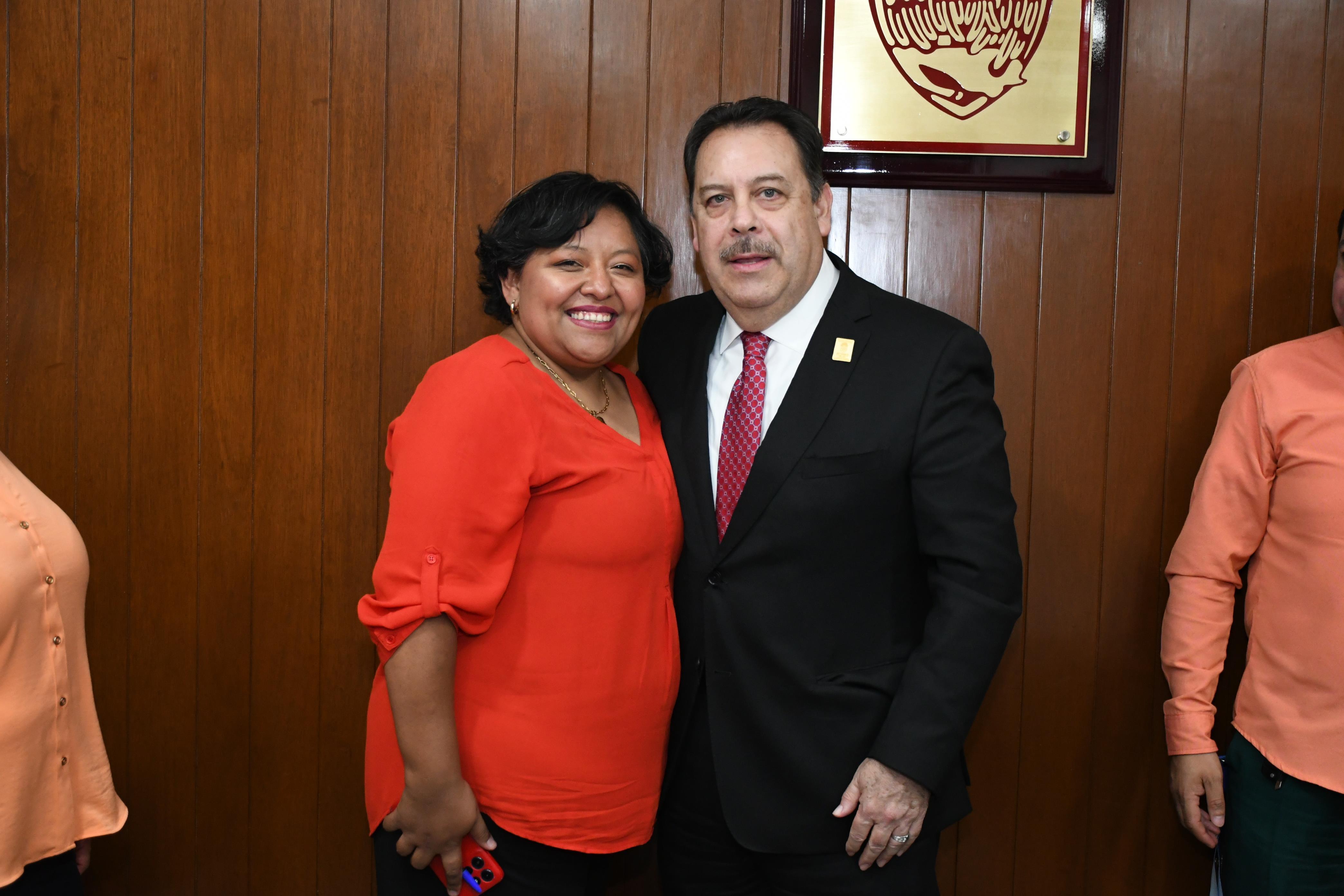 Reunión con compañeras y compañeros de la Sección XLI, Hospital Regional "1º de Octubre"
